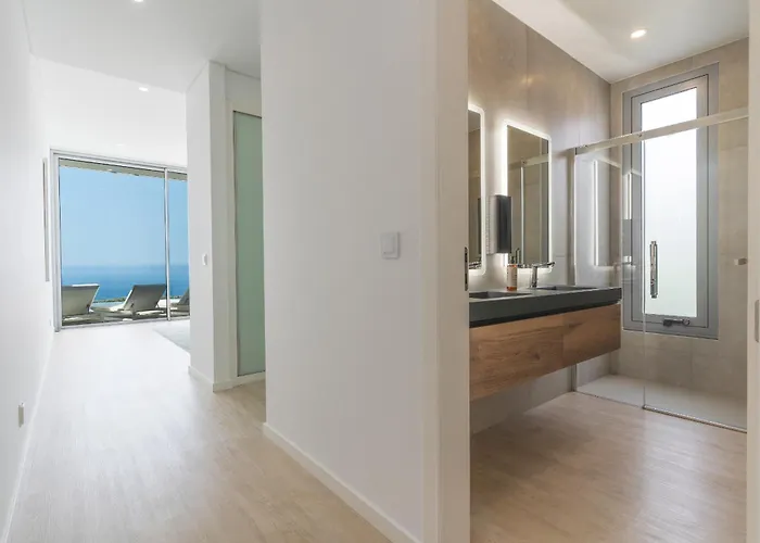 Alegria By Atlantic Calheta (Madeira)